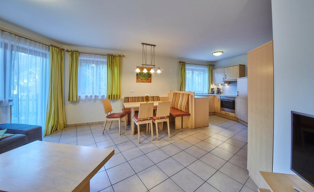 Appartements Hollandia by HolidayFlats24 Saalbach-Hinterglemm Buitenkant foto